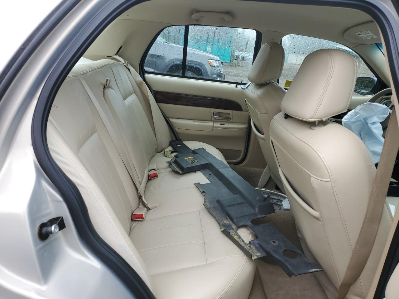 2008 Mercury Grand Marquis Ls VIN: 2MEFM75VX8X662384 Lot: 49658205