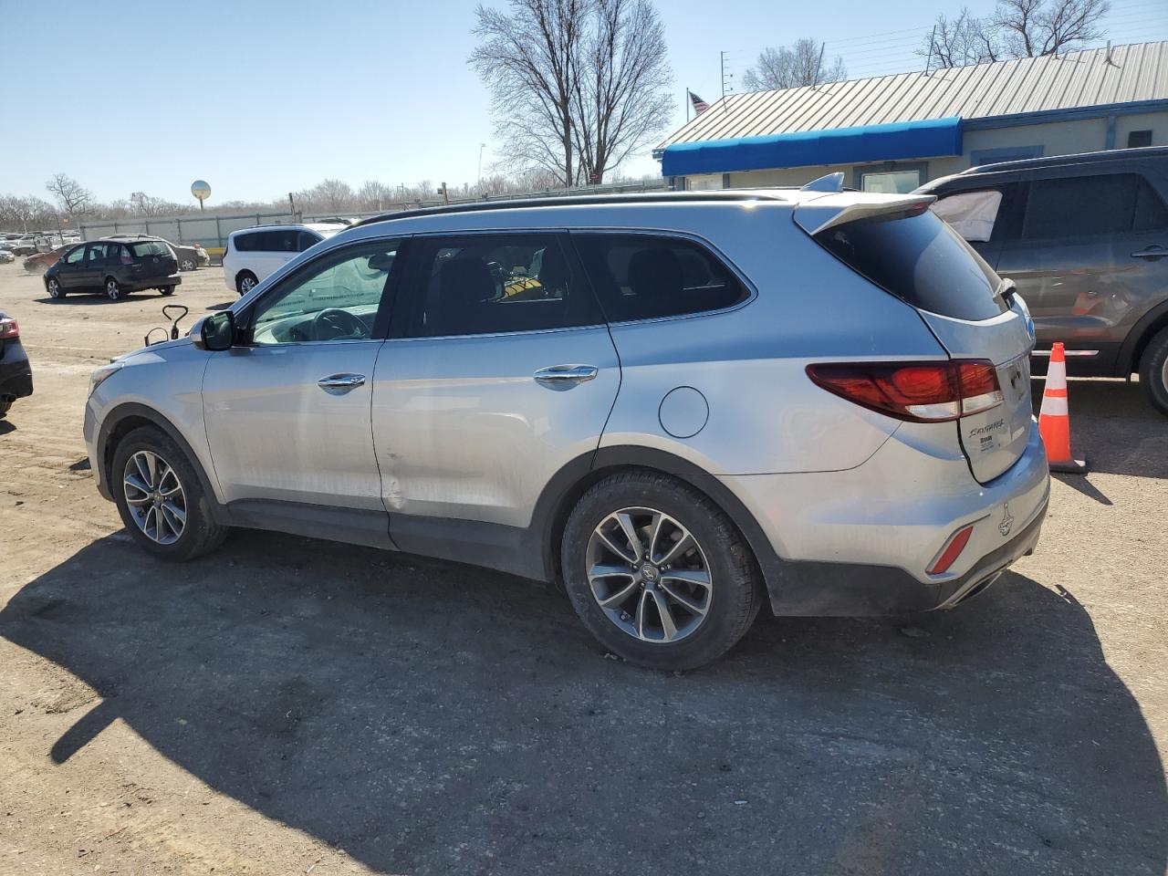 2017 Hyundai Santa Fe - Image 2