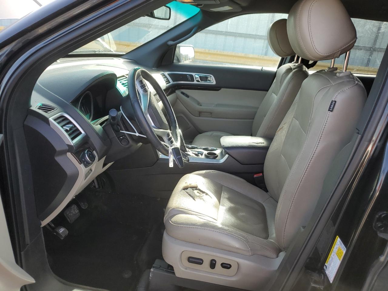 2015 Ford Explorer - Image 7