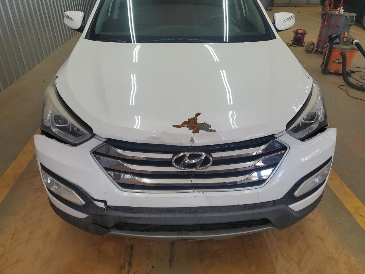 2015 Hyundai Santa Fe - Image 14