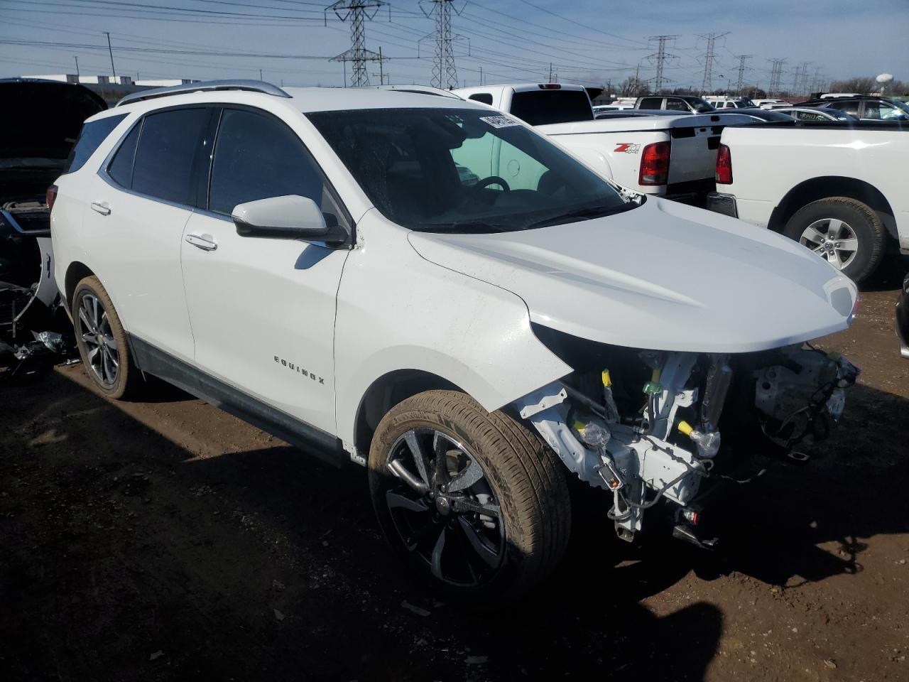 2022 Chevrolet Equinox - Image 4