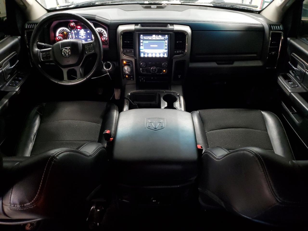 2016 RAM 1500 - Image 8