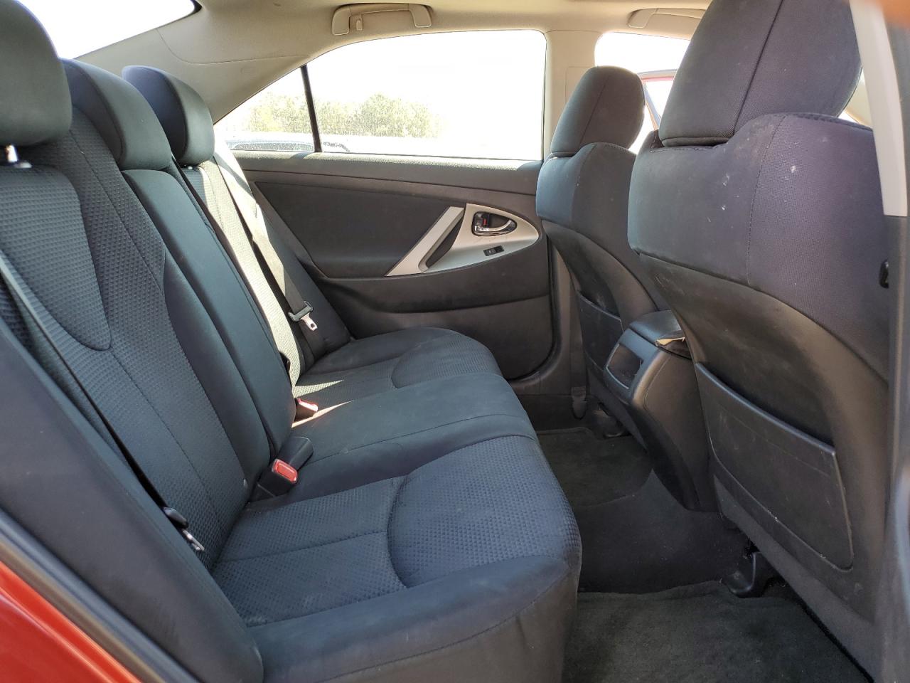 2011 Toyota Camry - Image 10