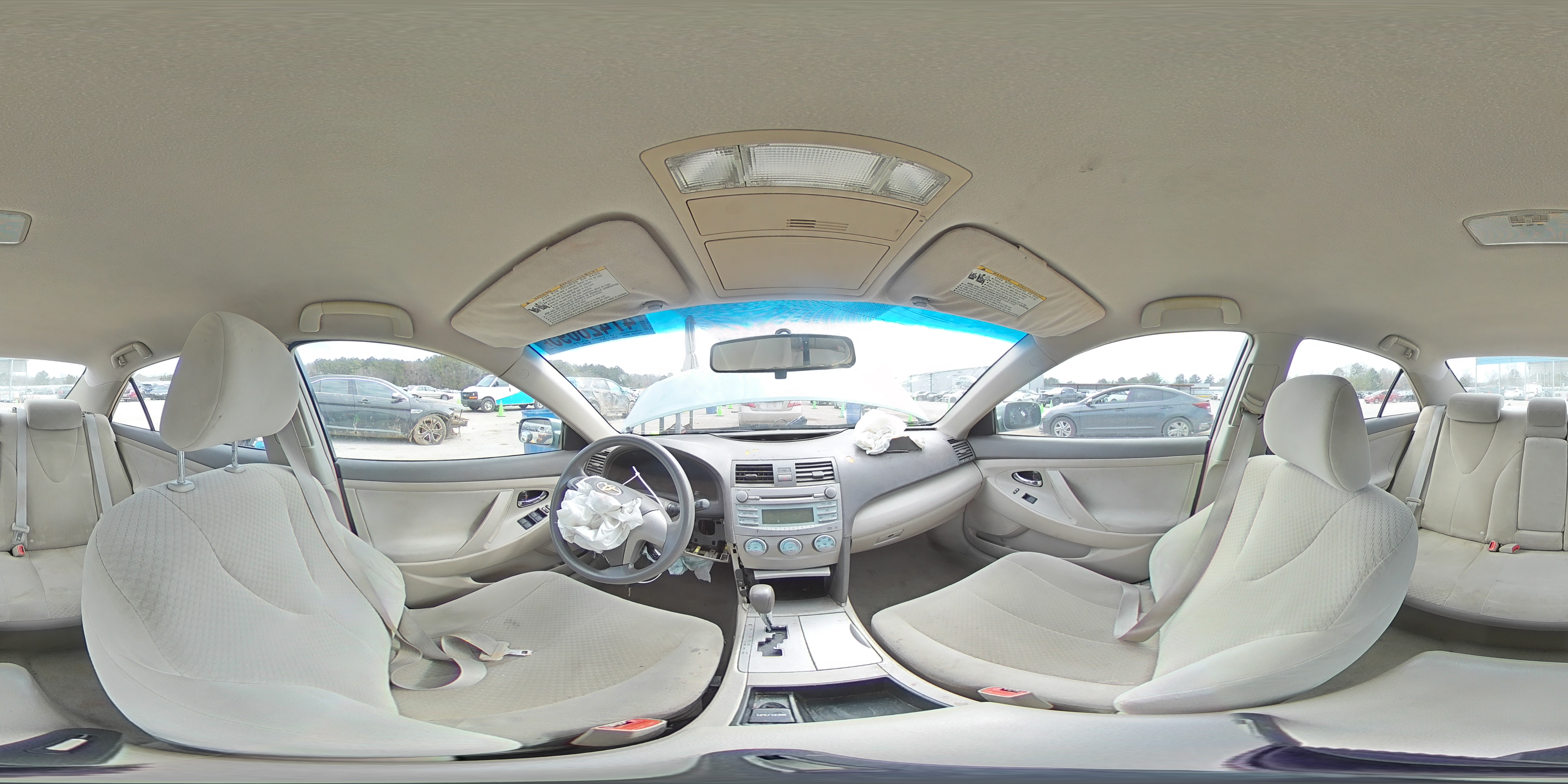 2009 Toyota Camry - Image 13