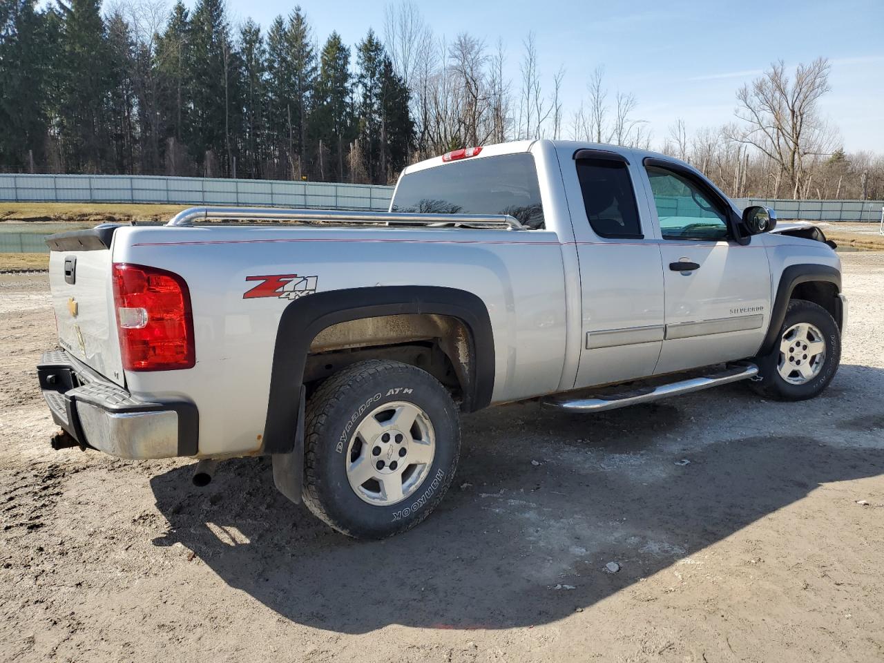 2013 Chevrolet Silverado - Image 3