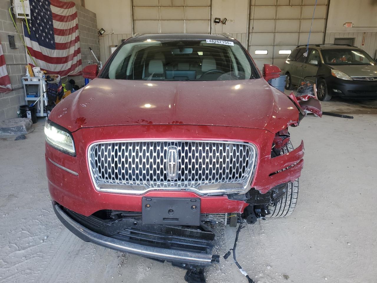 2021 Lincoln Nautilus - Image 5