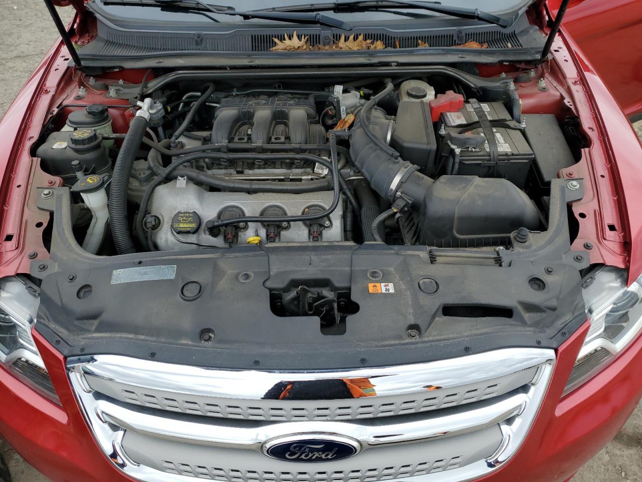 2011 Ford Taurus - Image 11