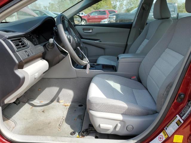  TOYOTA CAMRY 2015 Czerwony