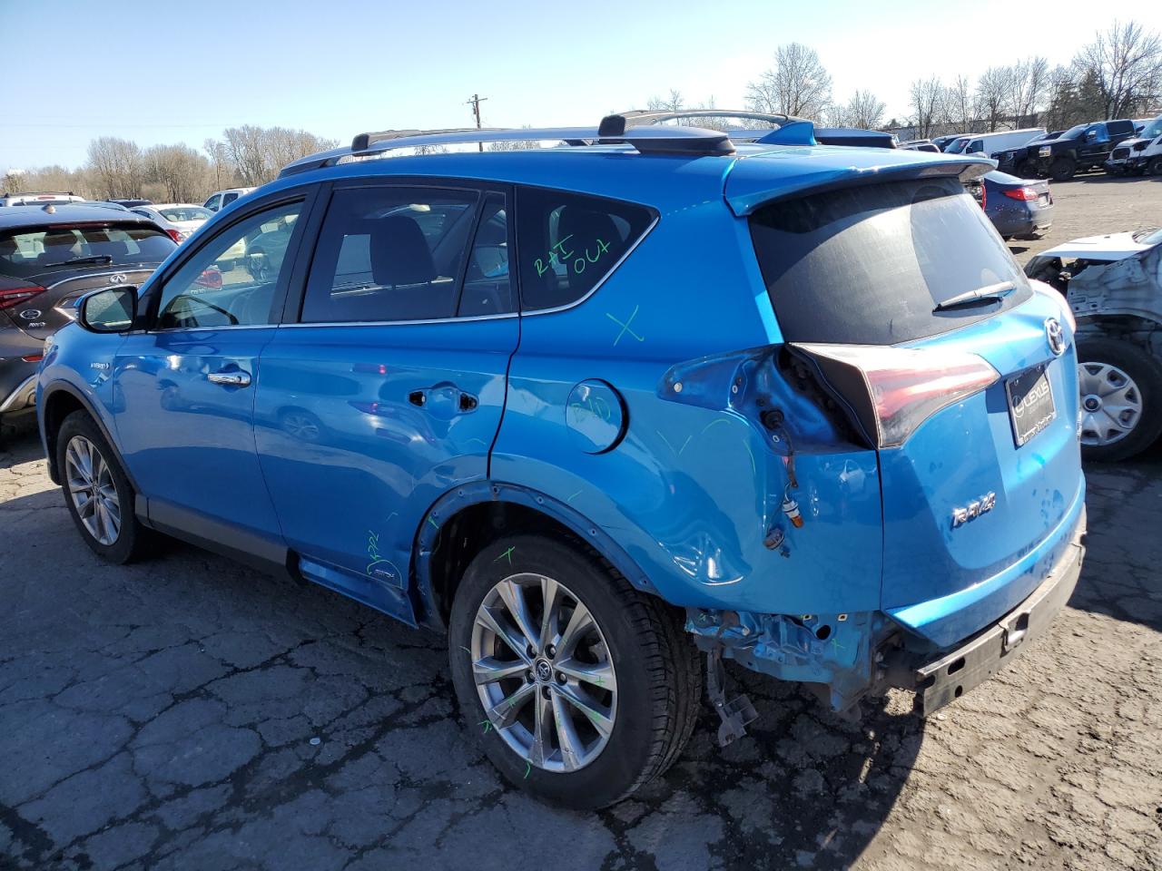 2016 Toyota RAV 4 - Image 2
