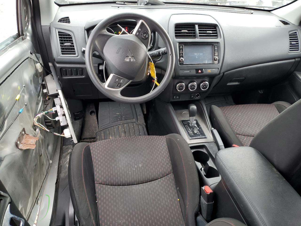 2019 Mitsubishi Outlander - Image 8