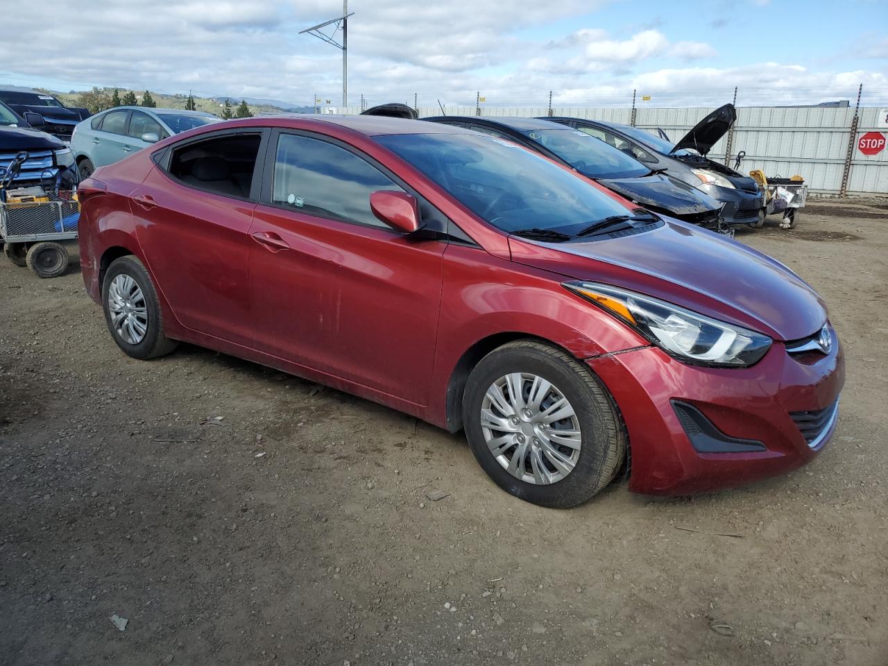 2016 Hyundai Elantra - Image 4