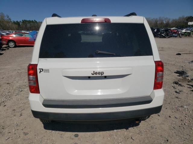  JEEP PATRIOT 2016 Белы