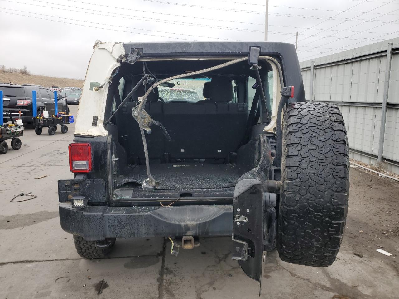 2017 Jeep Wrangler - Image 6