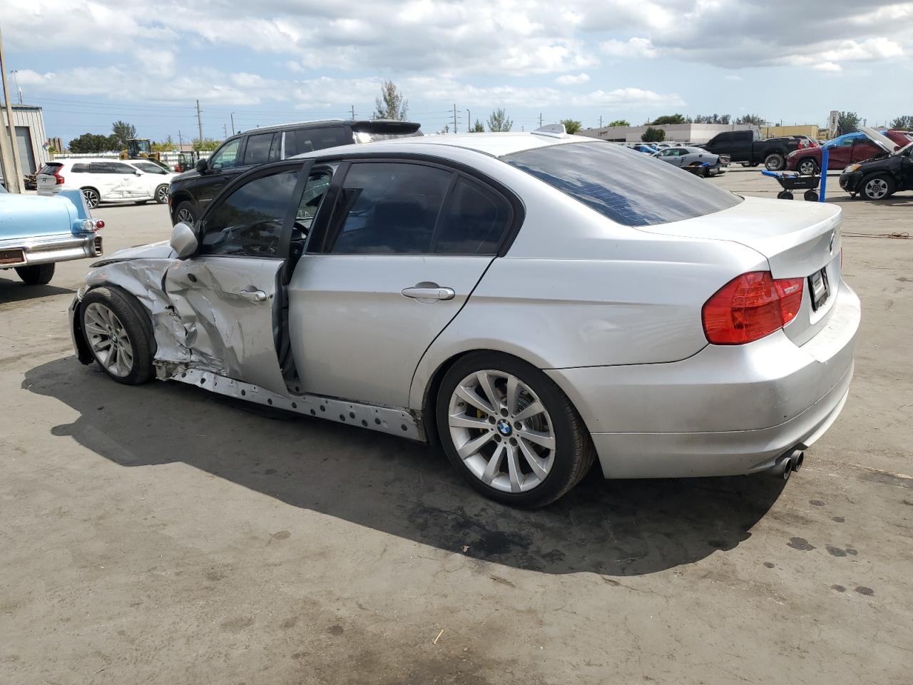 2011 BMW 3er - Image 2