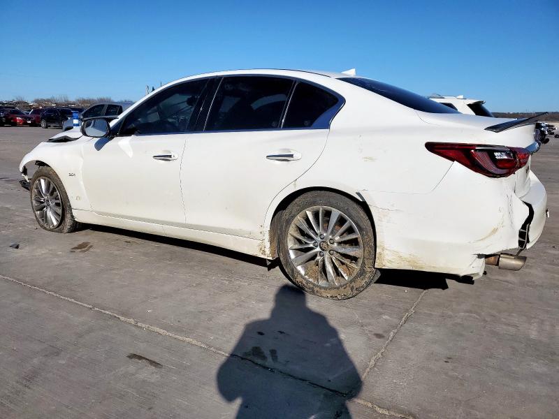  INFINITI Q50 2020 Biały