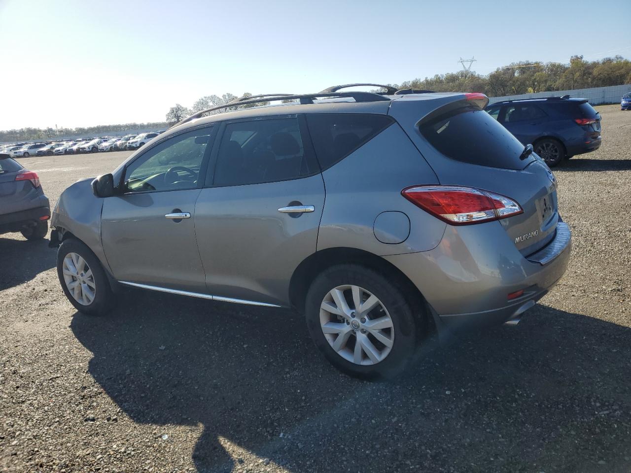 2011 Nissan Murano - Image 2