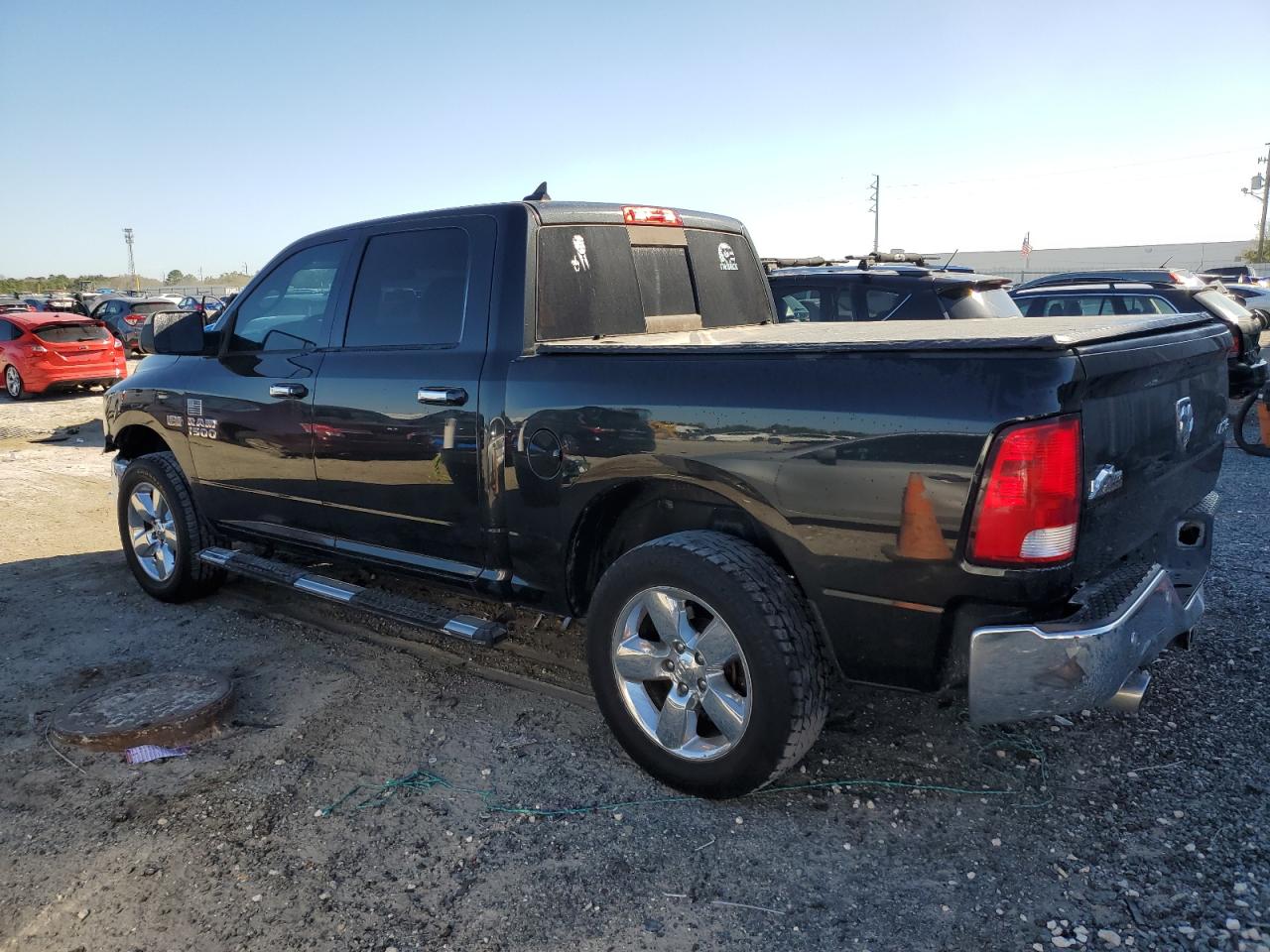 2016 RAM 1500 - Image 2