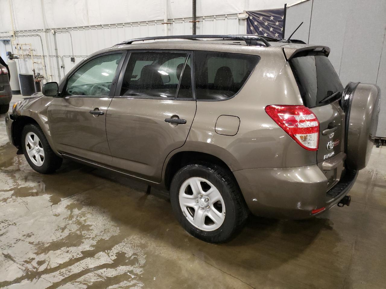 2012 Toyota RAV 4 - Image 2
