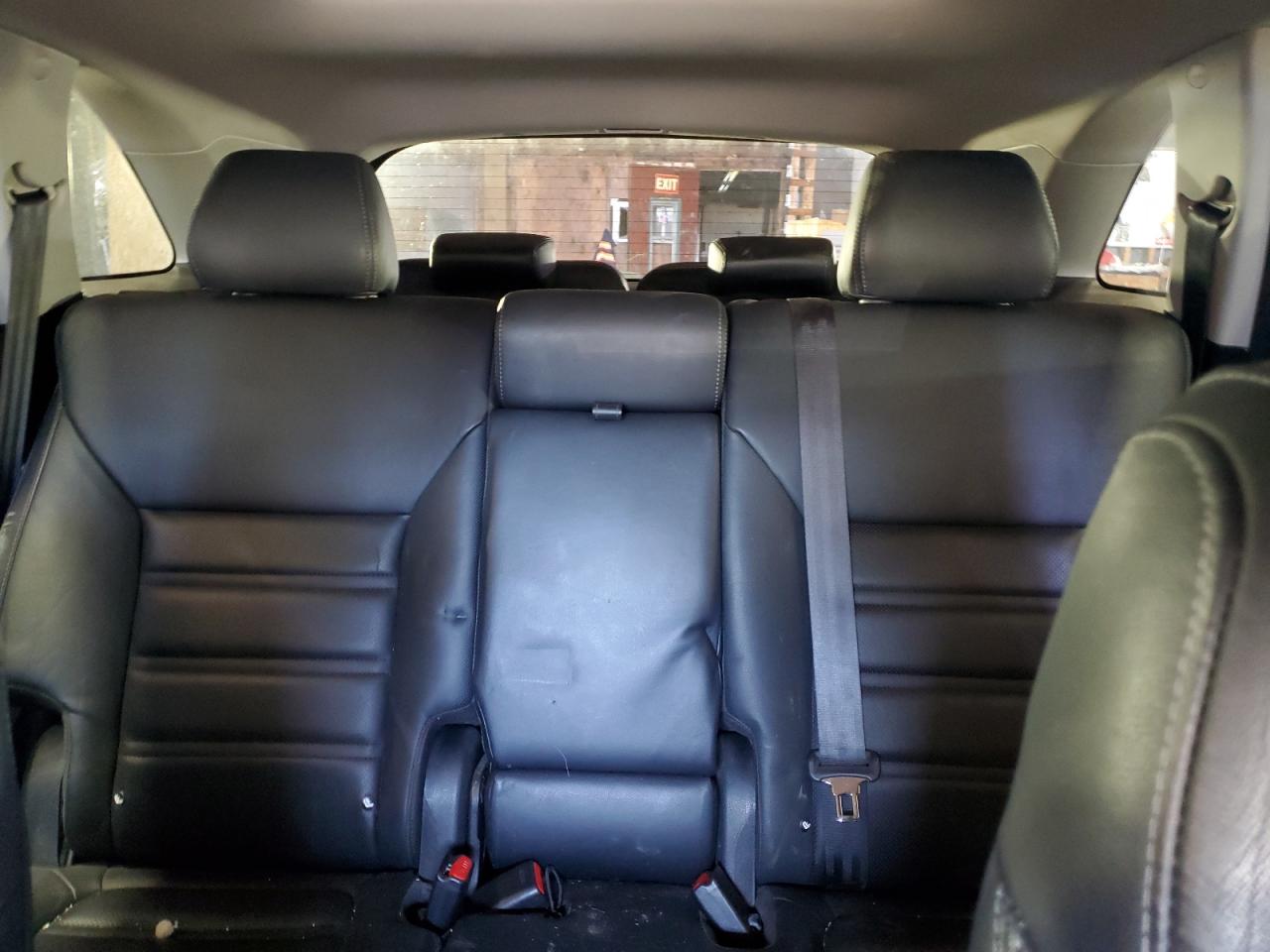 2017 Kia Sorento - Image 10