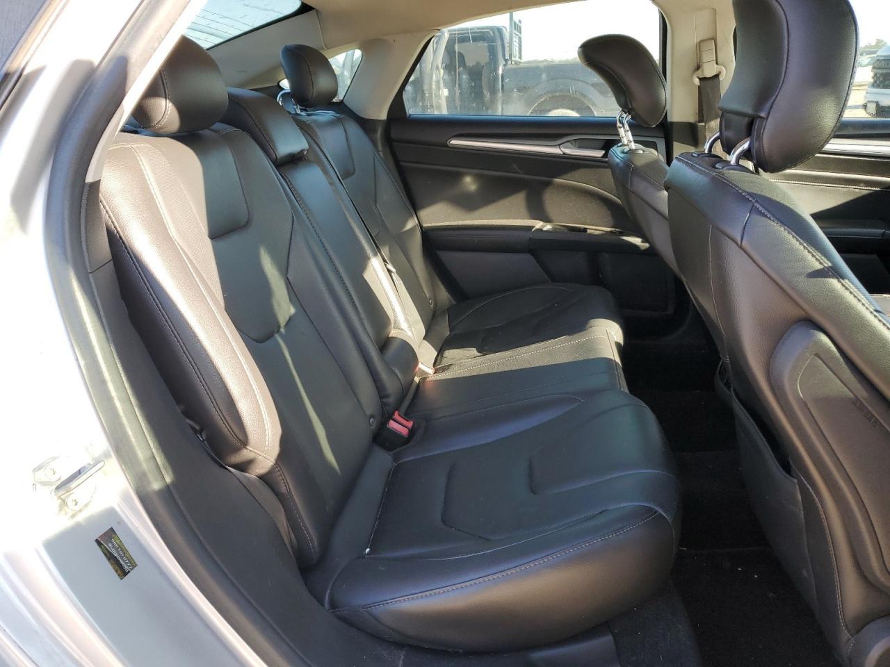 2014 Ford Fusion - Image 10