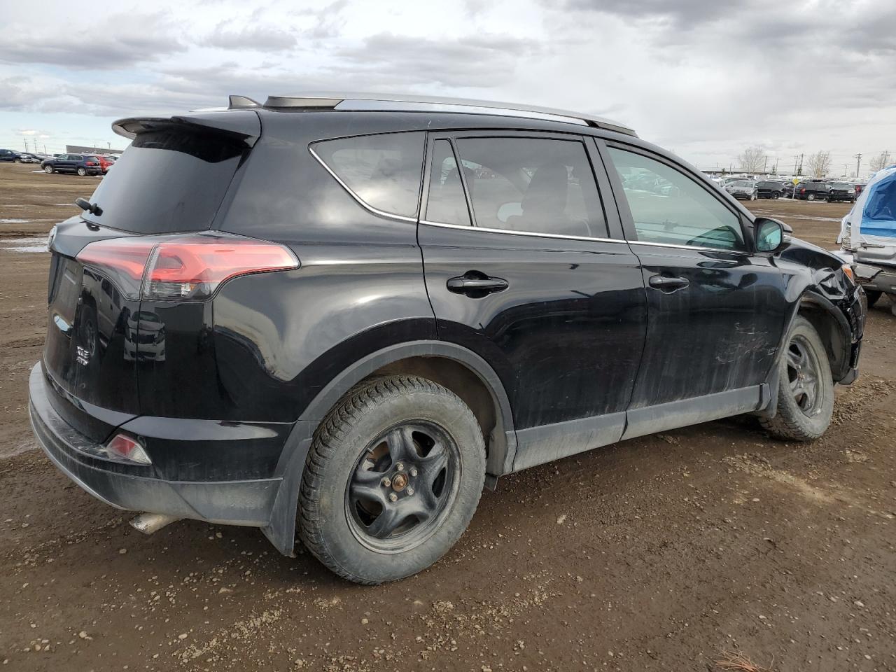 2018 Toyota RAV 4 - Image 3