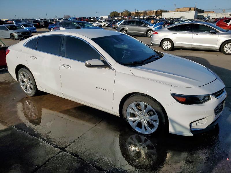  CHEVROLET MALIBU 2017 Белы