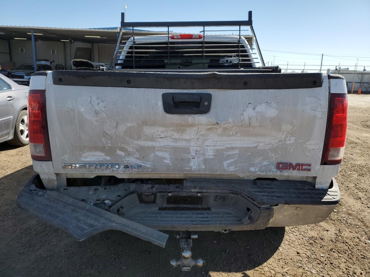 2009 GMC Sierra - Image 6