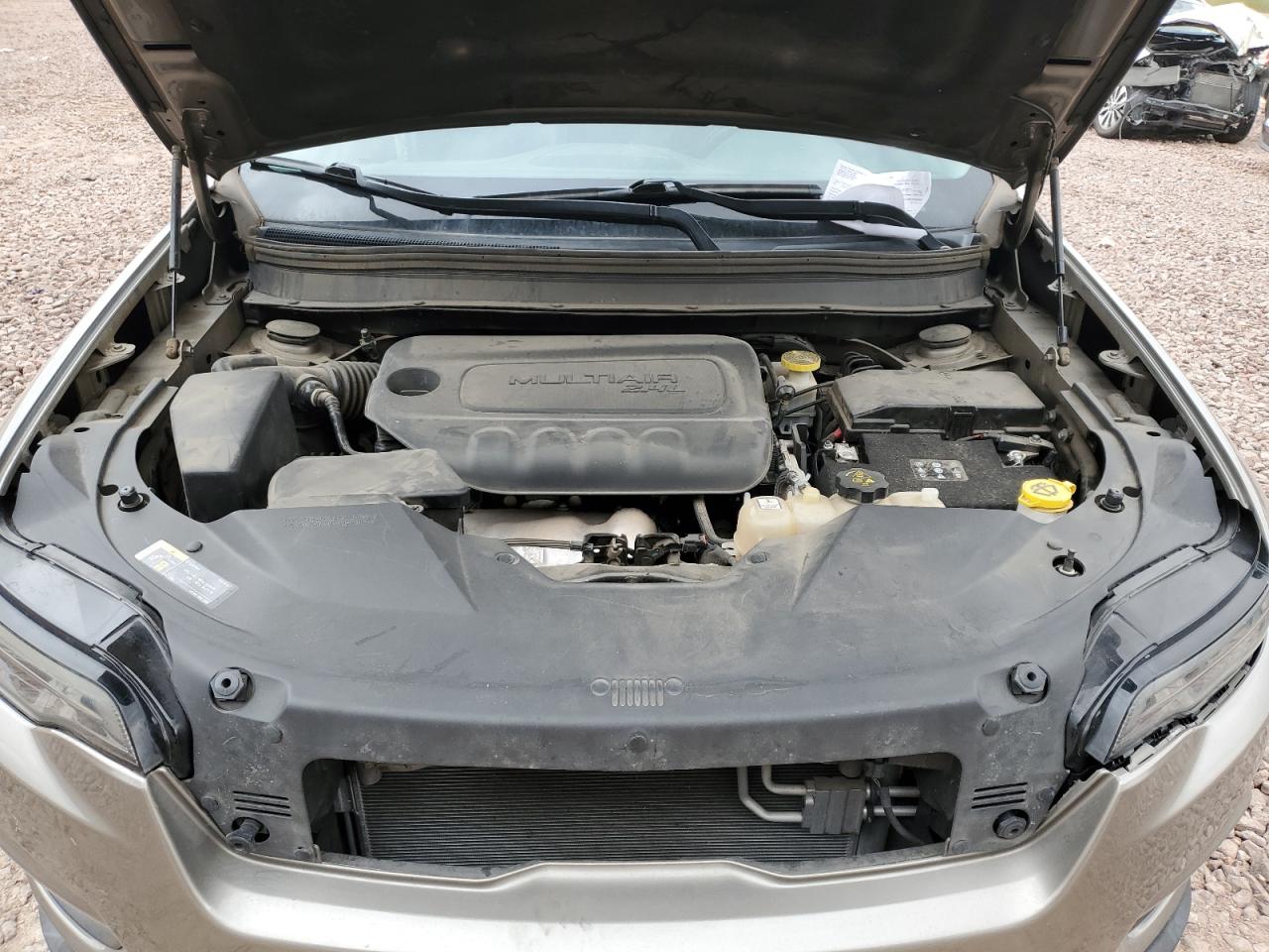 2019 Jeep Grand Cherokee - Image 11