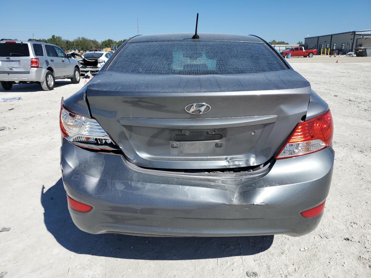 2013 Hyundai Accent - Image 6