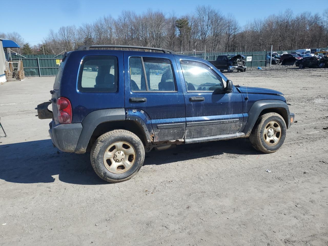 2006 Jeep Liberty (North America) - Image 3
