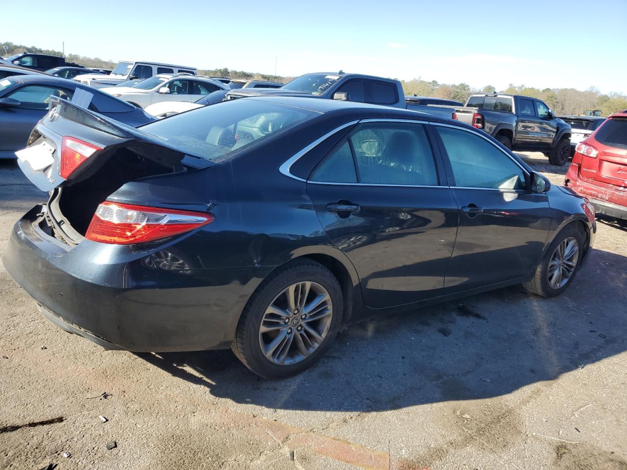 2015 Toyota Camry - Image 3