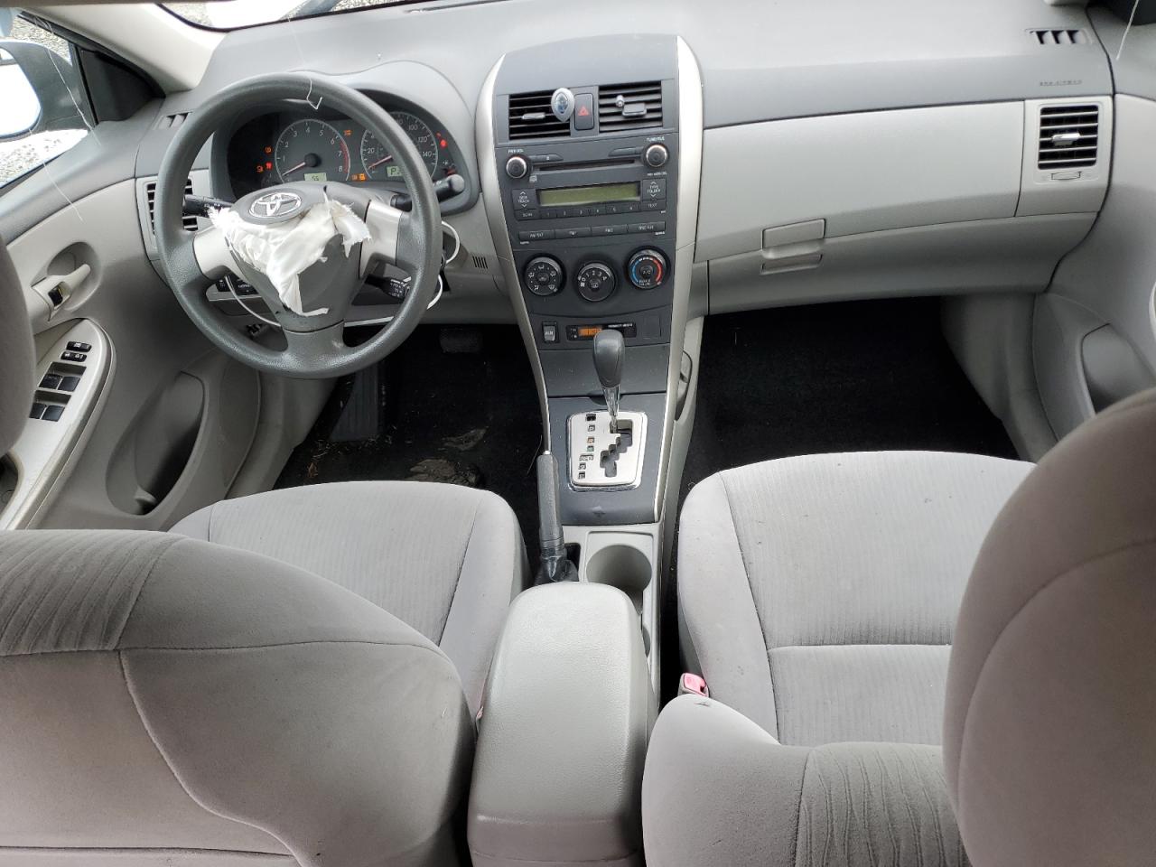2010 Toyota Corolla - Image 8