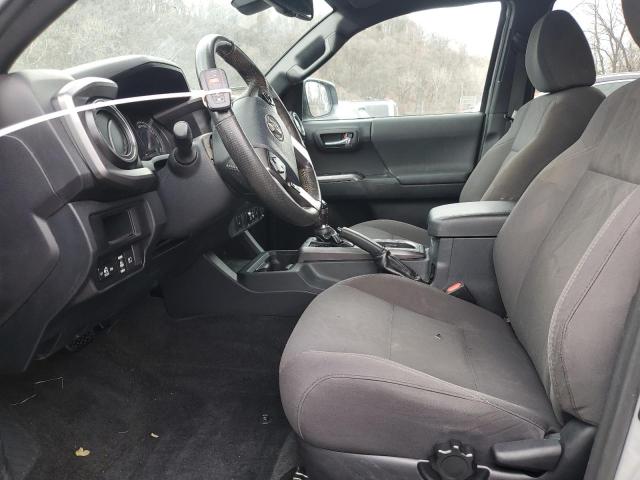  TOYOTA TACOMA 2018 Srebrny