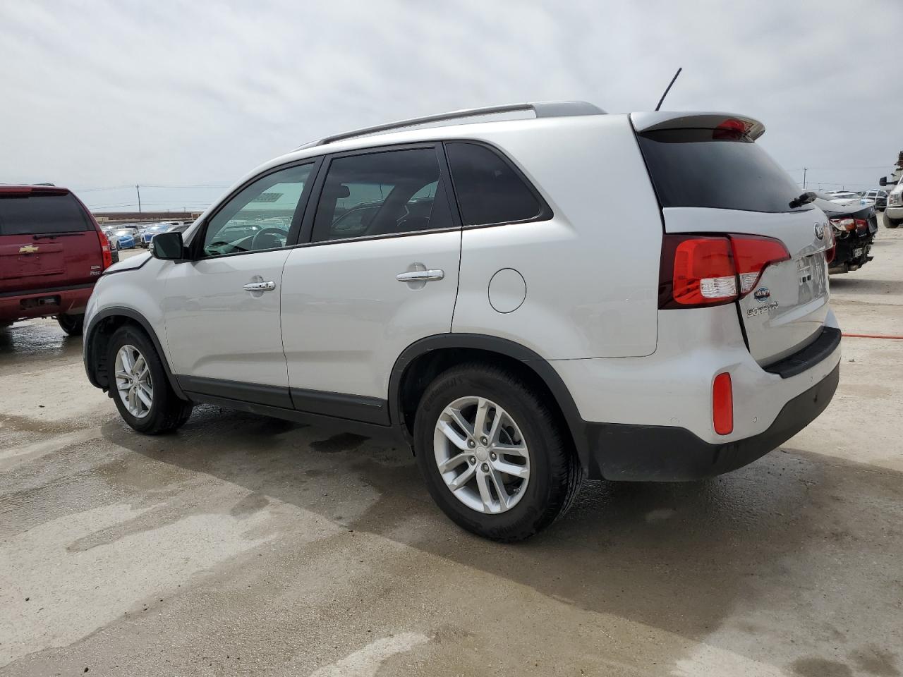 2014 Kia Sorento - Image 2
