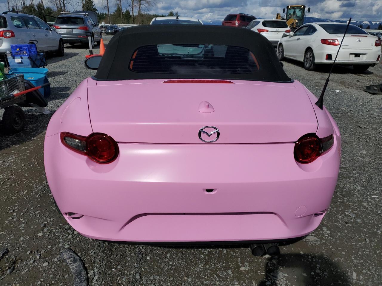 2020 Mazda MX-5 - Image 6