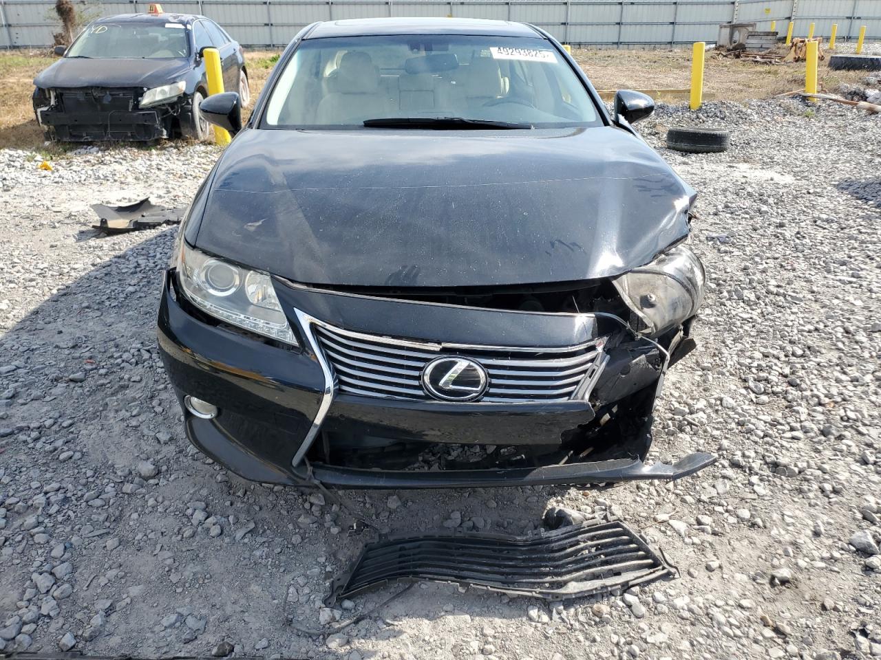 2013 Lexus ES - Image 5