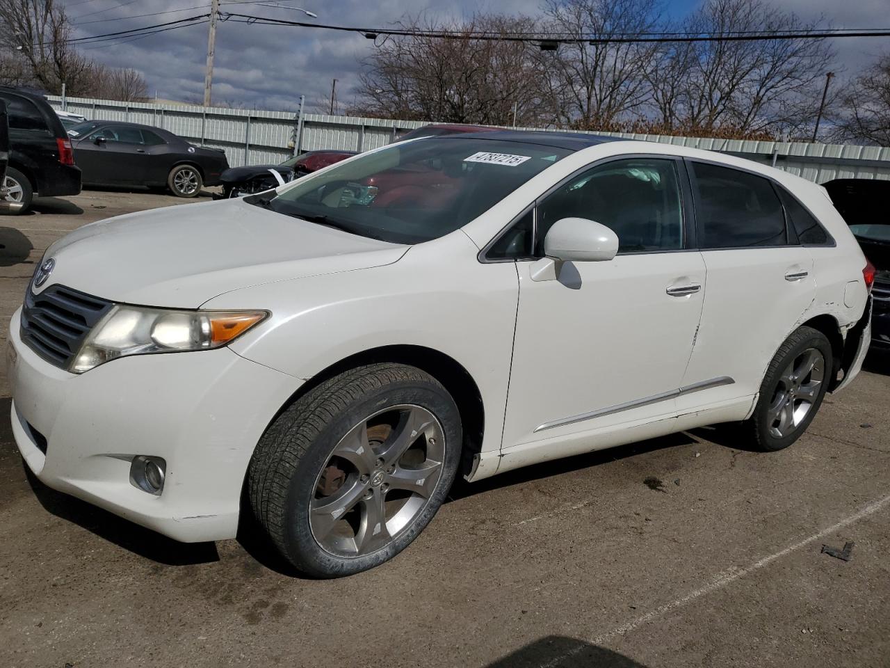 2011 Toyota Venza - Image 1
