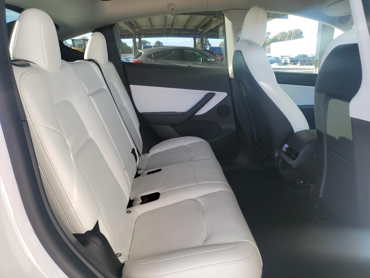 2021 Tesla Model Y - Image 10