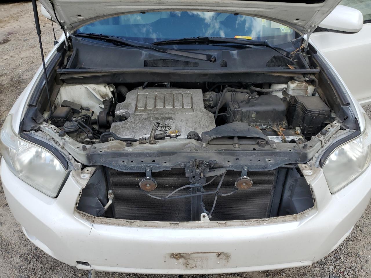 2010 Toyota Highlander - Image 12