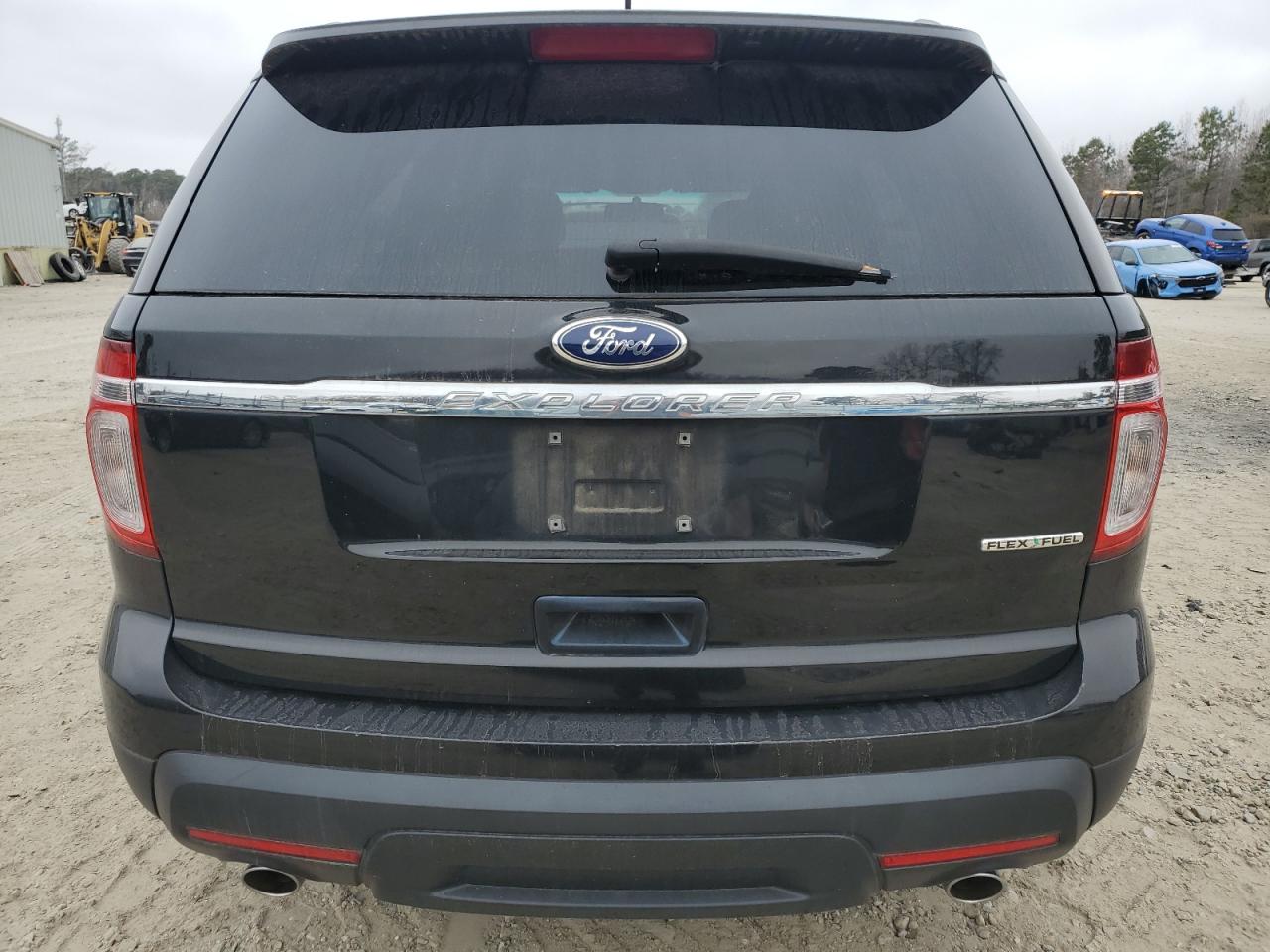 2013 Ford Explorer - Image 6