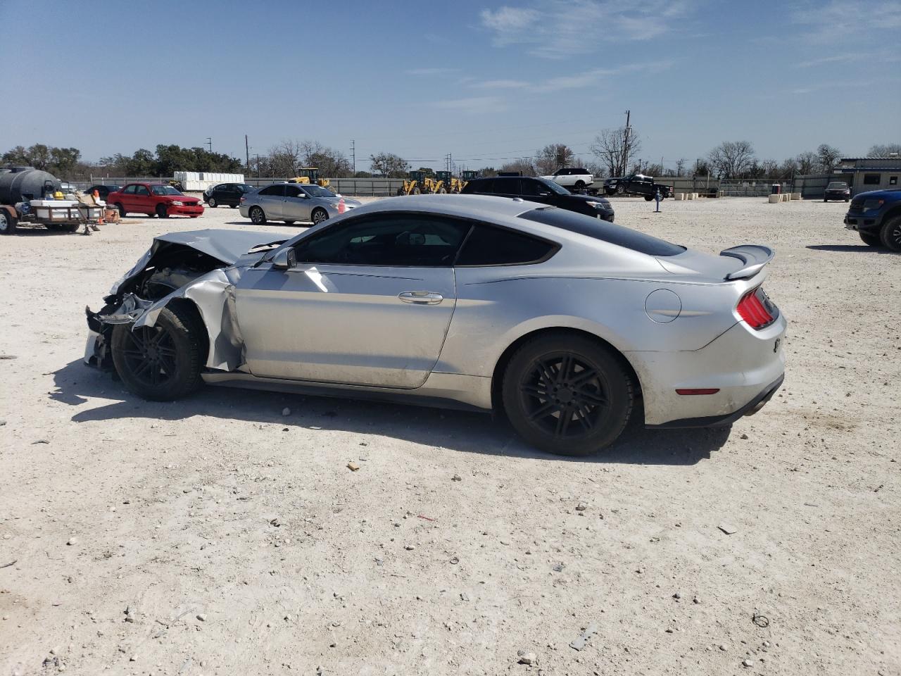 2019 Ford Mustang - Image 2