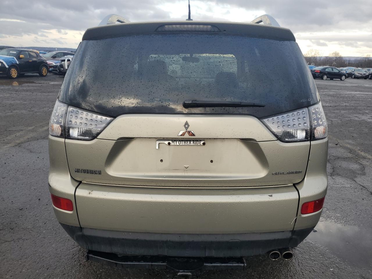2007 Mitsubishi Outlander - Image 6