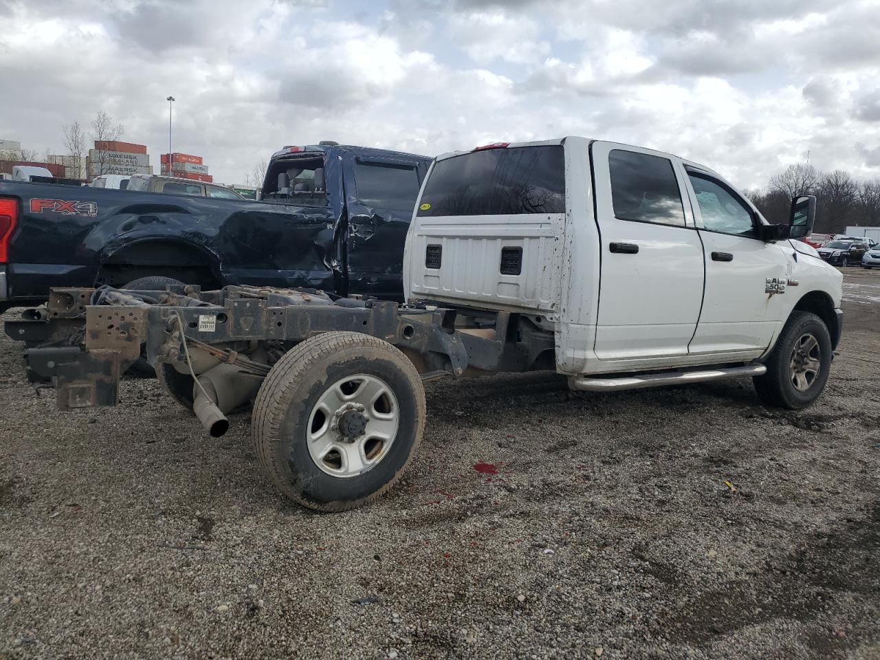 2015 RAM 3500 - Image 3