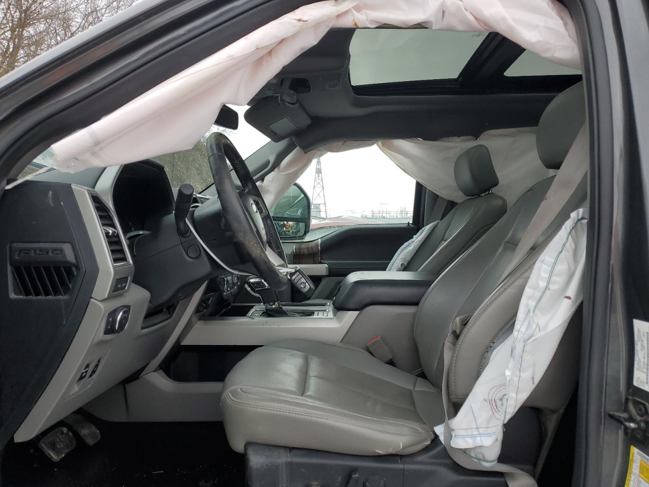 1FTFW1E52KKD67069 FORD F-150 2019