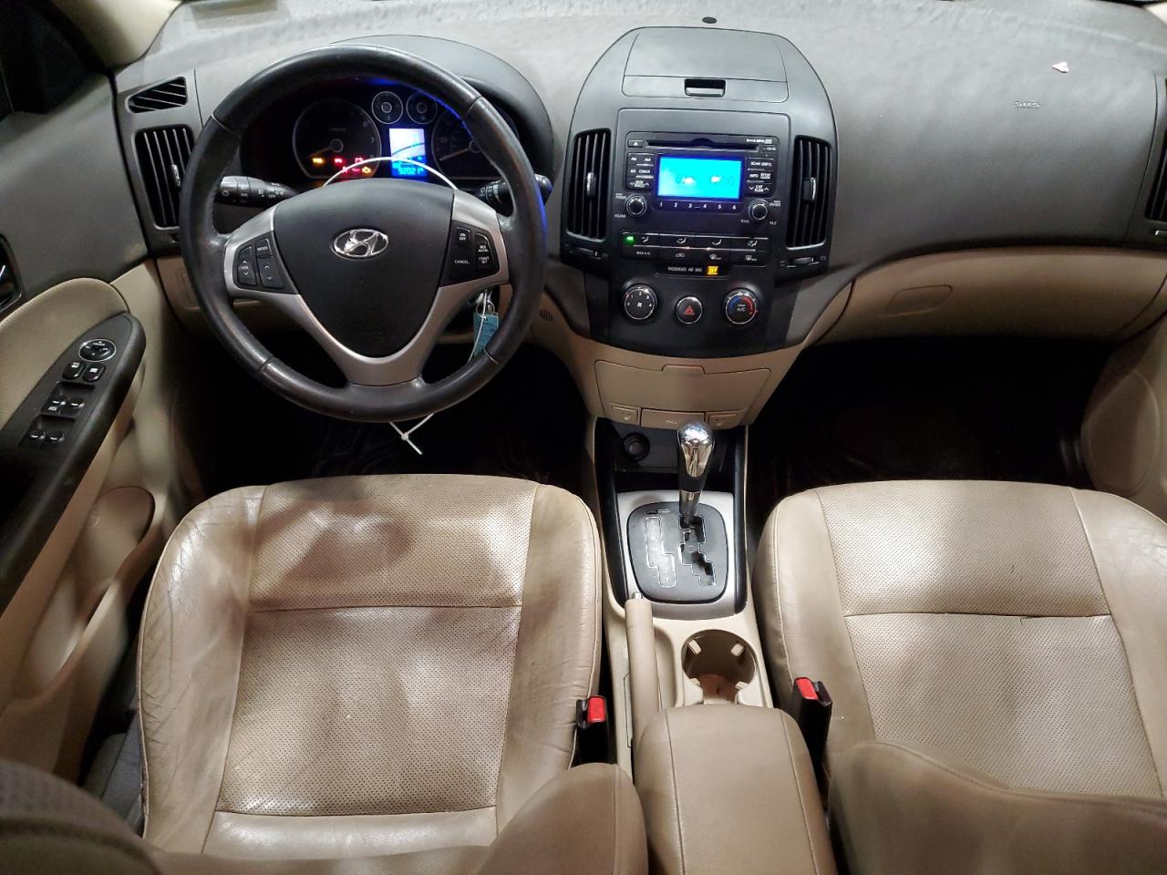 2012 Hyundai Elantra - Image 8