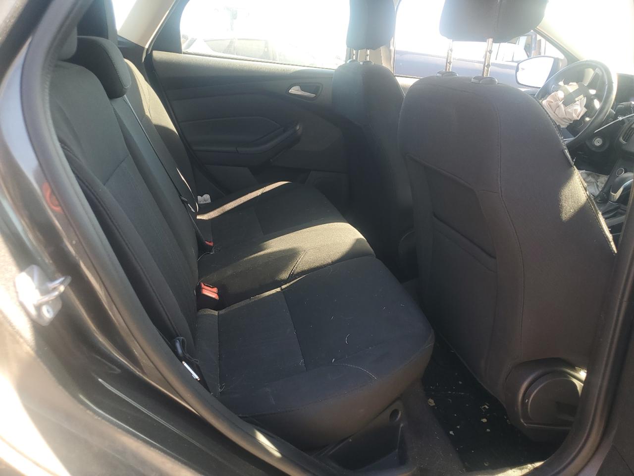 1FADP3K22JL274383 FORD FOCUS 2018