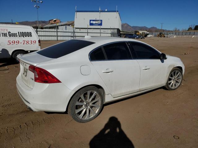  VOLVO S60 2018 Biały