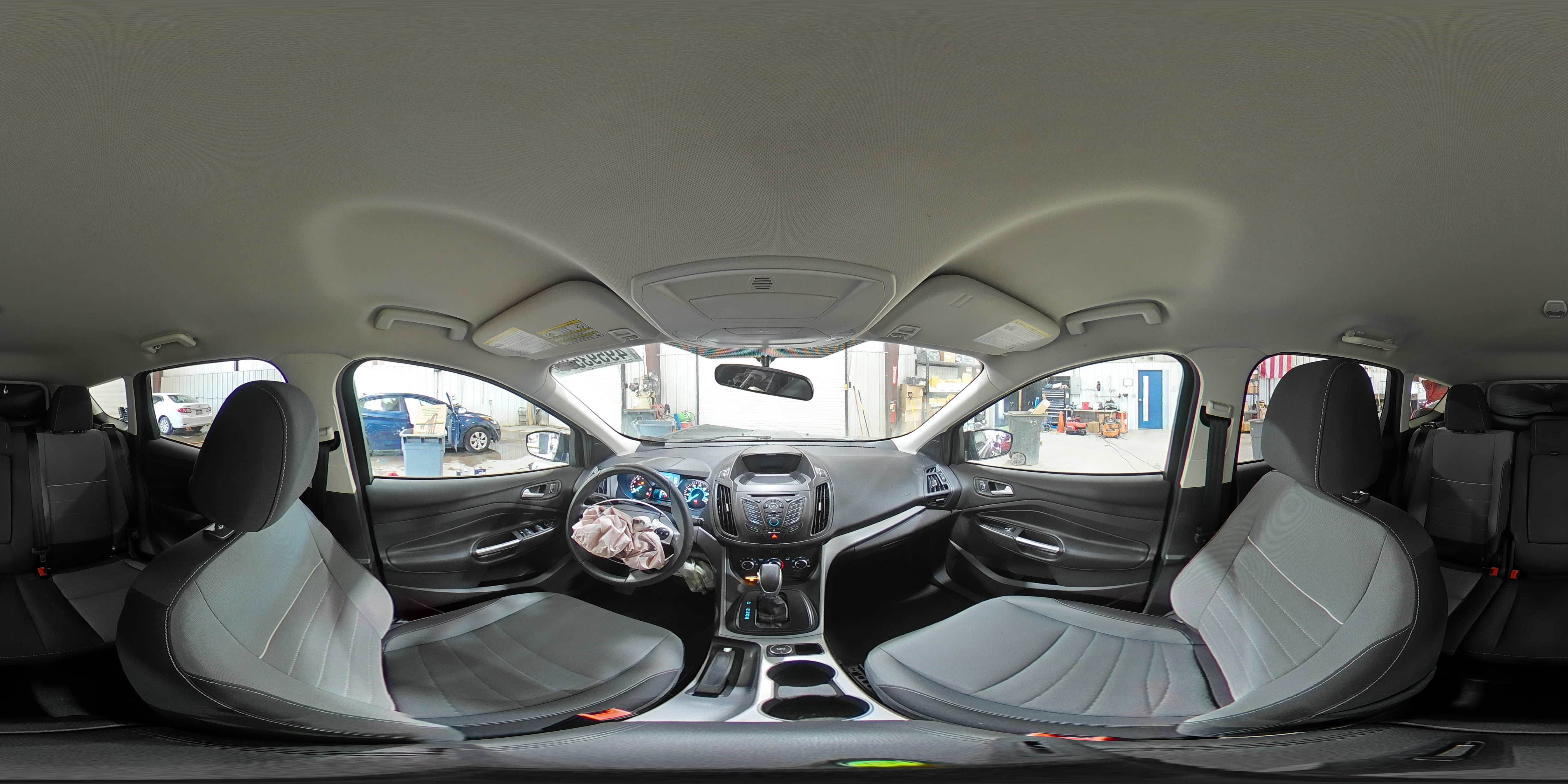 2015 Ford Escape - Image 13