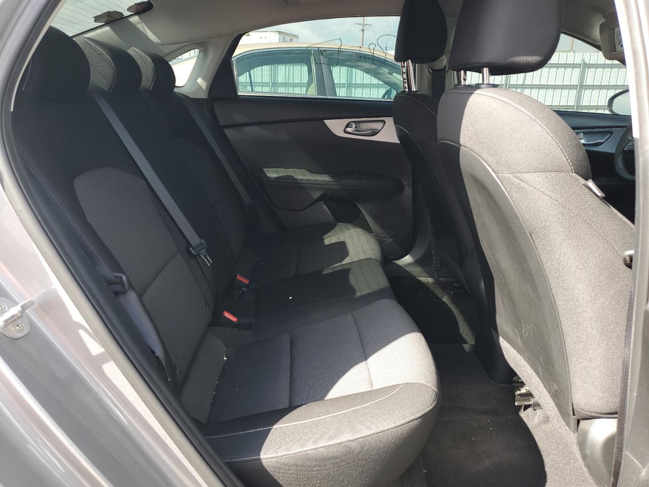 2023 Kia Forte - Image 10