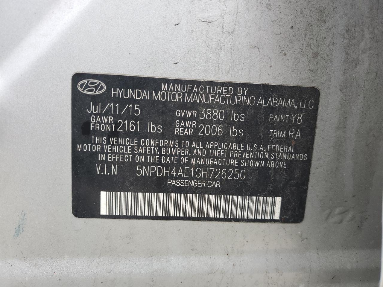 2016 Hyundai Elantra - Image 12